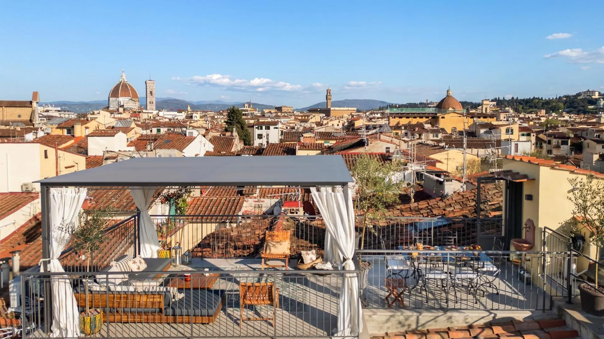 Apartment Enchanting Penthouse With A Breathtaking 360 Degrees Panoramic View In The Heart Of Florence Italy