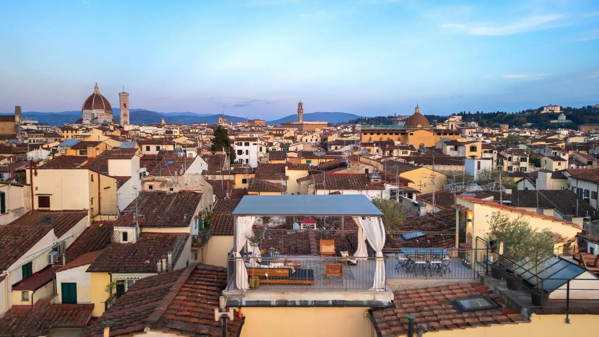 Enchanting Penthouse With A Breathtaking 360 Degrees Panoramic View In The Heart Of Florence Apartment