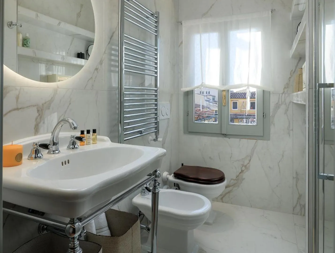 Enchanting Penthouse With A Breathtaking 360 Degrees Panoramic View In The Heart Of Florence Italy