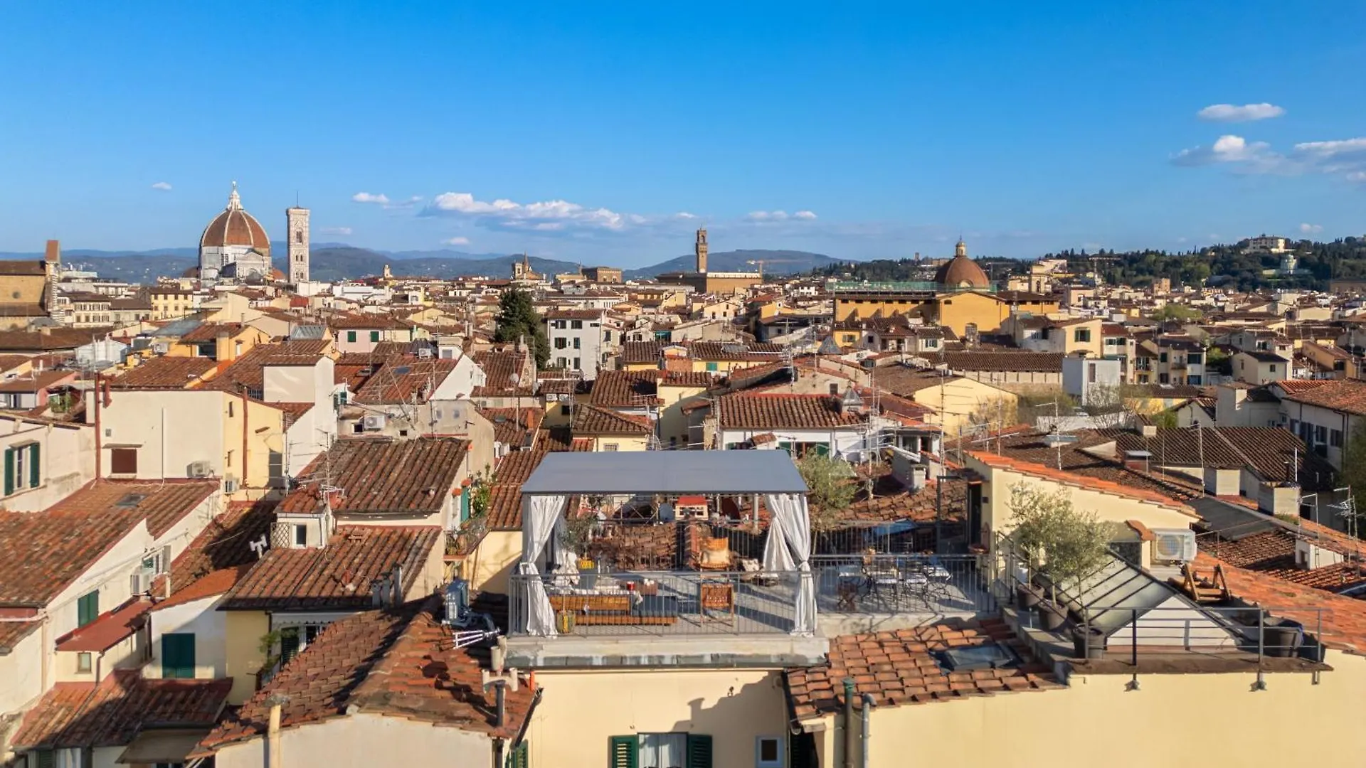 Enchanting Penthouse With A Breathtaking 360 Degrees Panoramic View In The Heart Of Florence